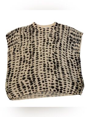 LNA Clothing Short Sleeve Cheetah Print Light Knit Sweater Size XS Oversized